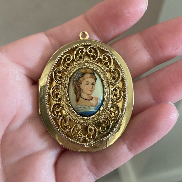 Vintage locket - Picture 8 of 12